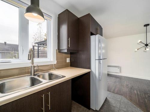 Cuisine - 166 Rue Savary, Saint-Raymond, QC - Indoor Photo Showing Kitchen With Double Sink