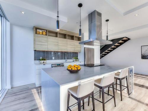 Cuisine - 3402-1180 Rue De Bleury, Montréal (Ville-Marie), QC - Indoor Photo Showing Kitchen With Upgraded Kitchen