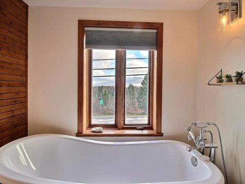 Bathroom - 2985 Boul. Malcolm-Fraser, La Malbaie, QC - Indoor Photo Showing Bathroom