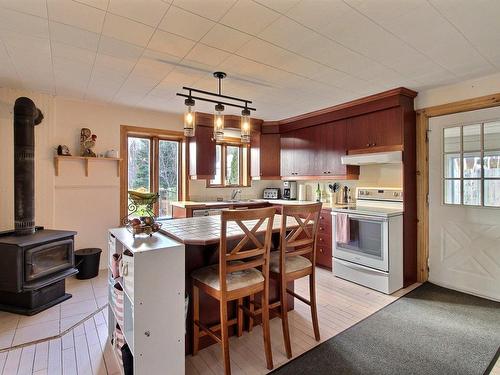 Kitchen - 2985 Boul. Malcolm-Fraser, La Malbaie, QC - Indoor