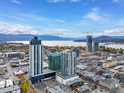 3002-1488 Bertram Street, Kelowna, BC - Outdoor With Body Of Water With View