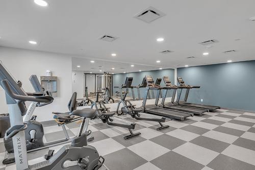 3002-1488 Bertram Street, Kelowna, BC - Indoor Photo Showing Gym Room