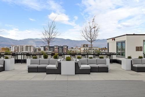 3002-1488 Bertram Street, Kelowna, BC - Outdoor With View