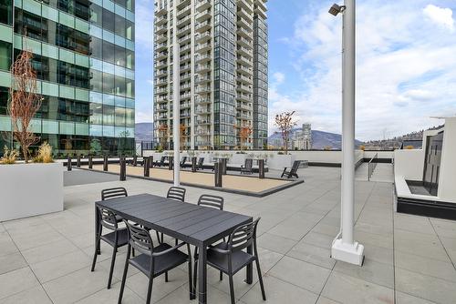 3002-1488 Bertram Street, Kelowna, BC - Outdoor