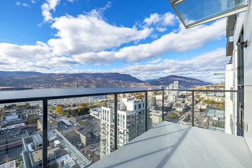 3002-1488 Bertram Street, Kelowna, BC - Outdoor With View