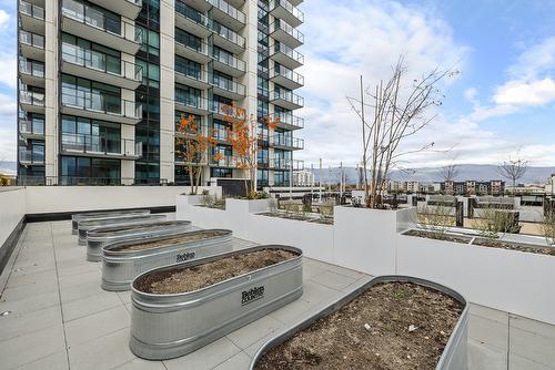 3002-1488 Bertram Street, Kelowna, BC - Outdoor