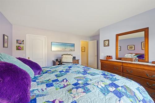 66-615 Glenmeadows Road, Kelowna, BC - Indoor Photo Showing Bedroom