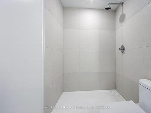 2906-15 Mercer St, Toronto, ON - Indoor Photo Showing Bathroom