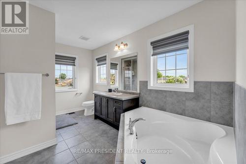 22 Sleeth Street, Brantford, ON - Indoor Photo Showing Bathroom