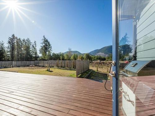 1665 Meadowood Way, Qualicum Beach, BC 