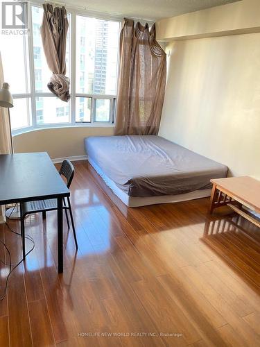 901 - 25 Maitland Street, Toronto, ON - Indoor Photo Showing Bedroom