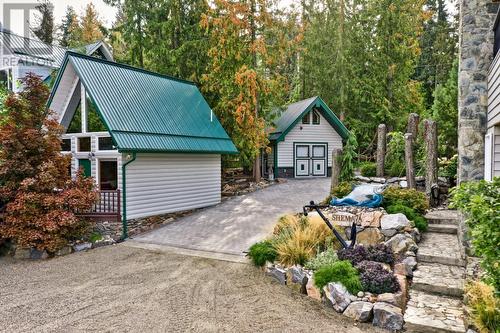 2483 Rocky Point Road, South Shuswap, BC - Outdoor