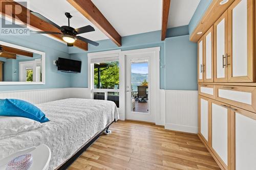 2483 Rocky Point Road, South Shuswap, BC - Indoor Photo Showing Bedroom