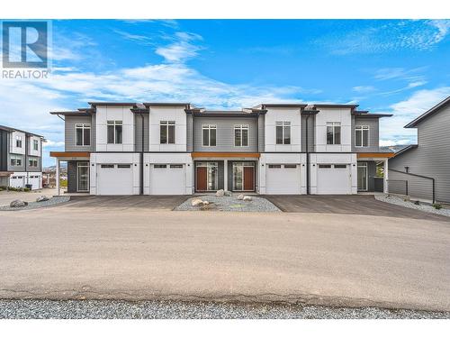 128 River Gate  Drive, Kamloops, BC - Outdoor With Facade