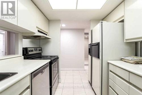 303 - 33 University Avenue, Toronto, ON - Indoor Photo Showing Kitchen