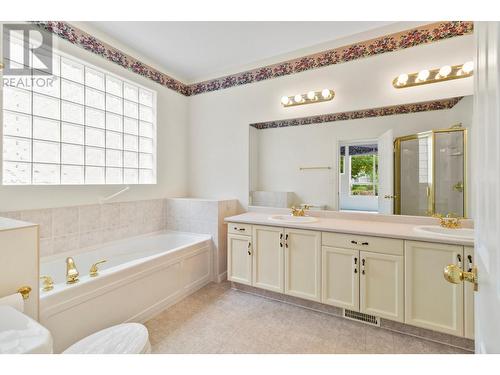 650 Harrington Road Unit# 25, Kamloops, BC - Indoor Photo Showing Bathroom