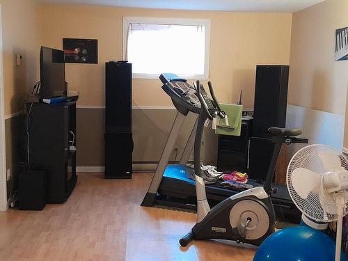 Family room - 285 Rue Des Mouettes, Rimouski, QC - Indoor Photo Showing Gym Room