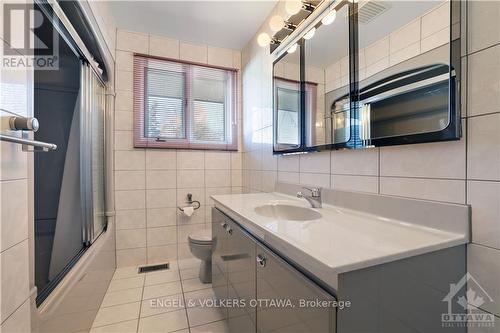 1349 Bloomsbury Crescent, Ottawa, ON - Indoor Photo Showing Bedroom