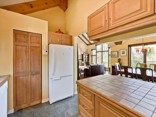 Kitchen - 195 Rue Du Pré, Eastman, QC - Indoor Photo Showing Kitchen