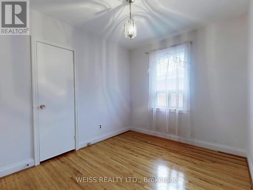 39 Savona Drive, Toronto, ON - Indoor Photo Showing Other Room