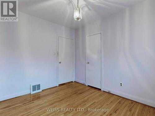 39 Savona Drive, Toronto, ON - Indoor Photo Showing Other Room