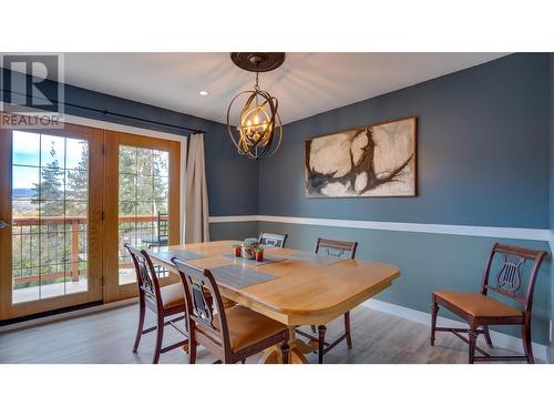 536 Grouse Road, Vernon, BC - Indoor Photo Showing Dining Room