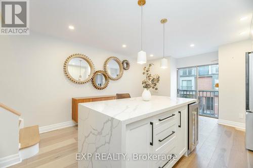 39 Wascana Avenue, Toronto, ON - Indoor Photo Showing Kitchen