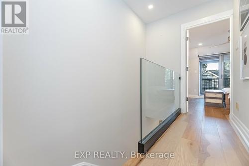 39 Wascana Avenue, Toronto, ON - Indoor Photo Showing Other Room