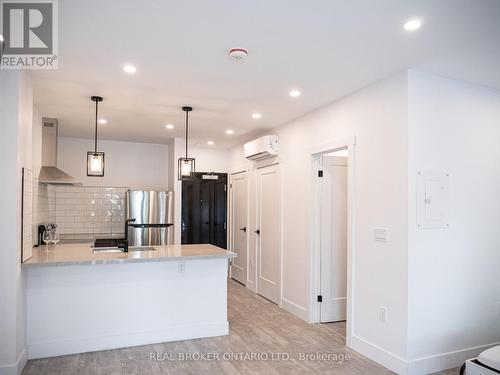 1 - 284 James Street N, Hamilton, ON - Indoor Photo Showing Kitchen With Upgraded Kitchen