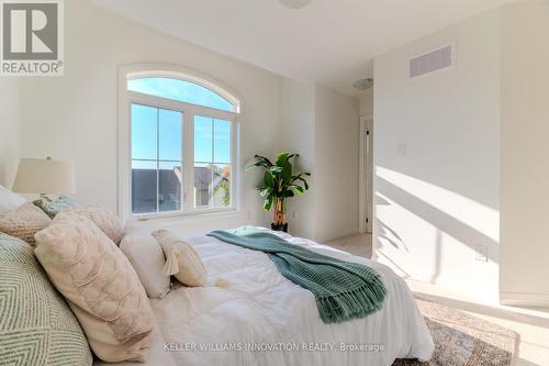 167 - 677 Park Road N, Brantford, ON - Indoor Photo Showing Bedroom