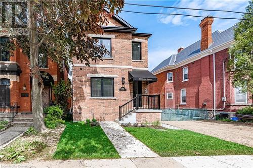 2A - 36 Grant Avenue, Hamilton, ON - Outdoor