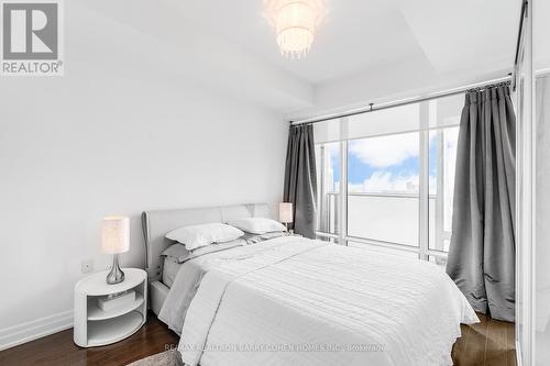 4903 - 8 The Esplanade, Toronto, ON - Indoor Photo Showing Bedroom