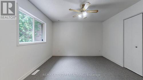 42 Hollis Crescent, East Gwillimbury, ON - Indoor Photo Showing Other Room