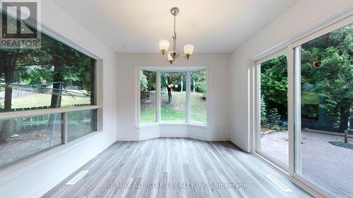 42 Hollis Crescent, East Gwillimbury, ON - Indoor Photo Showing Other Room