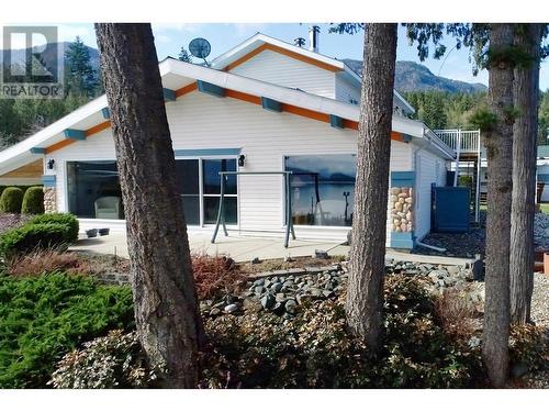 667 Waverly Park Frontage Road Unit# 36, South Shuswap, BC 