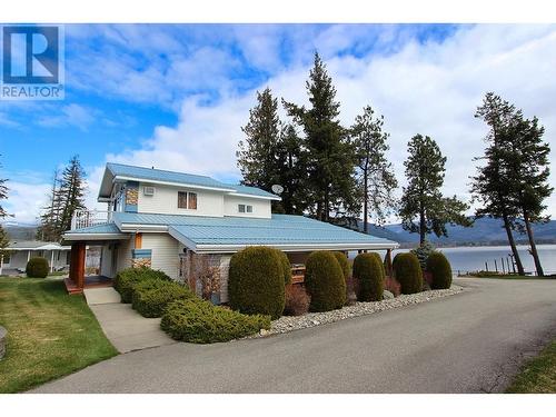 667 Waverly Park Frontage Road Unit# 36, South Shuswap, BC 