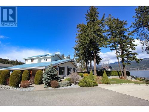 667 Waverly Park Frontage Road Unit# 36, South Shuswap, BC 