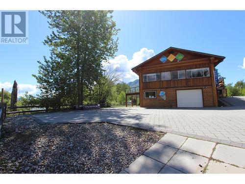 69 Cottonwood Drive, North Shuswap, BC 