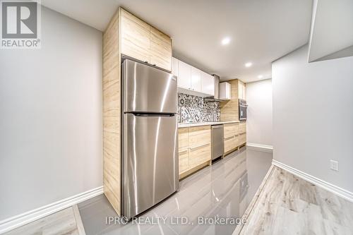 294 Valermo Drive, Toronto, ON - Indoor Photo Showing Kitchen