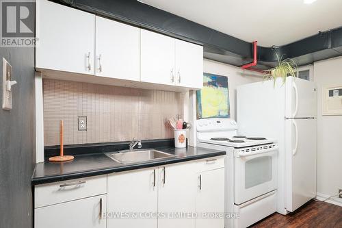 1276 Monaghan Road, Peterborough (Downtown), ON - Indoor Photo Showing Kitchen