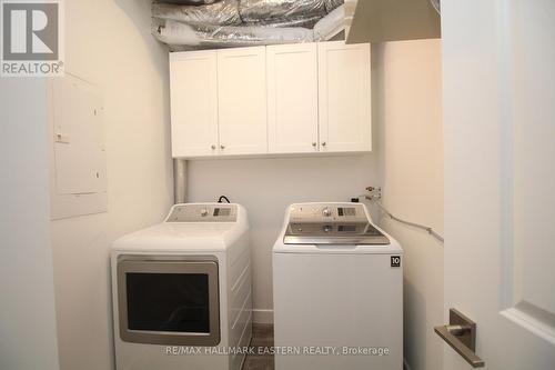 53 Leahy'S Lane, Peterborough (Ashburnham), ON - Indoor Photo Showing Laundry Room