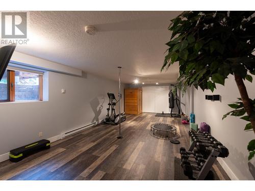 3045 Lindberg Road, South Shuswap, BC - Indoor