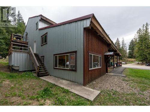 3045 Lindberg Road, South Shuswap, BC - Outdoor