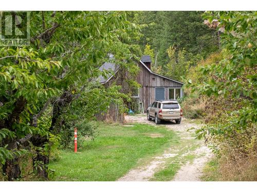 3045 Lindberg Road, South Shuswap, BC - Outdoor