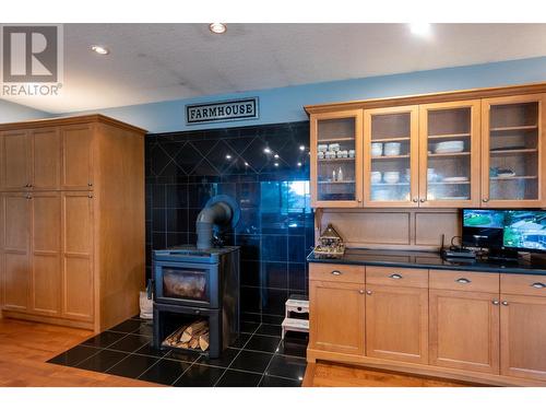 3045 Lindberg Road, South Shuswap, BC - Indoor With Fireplace