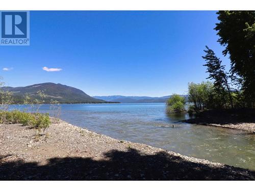 6172 Squilax Anglemont Road Unit# 14, North Shuswap, BC 