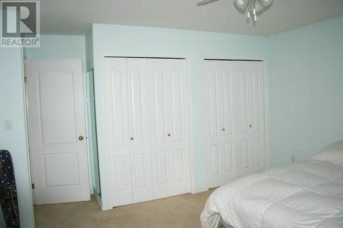 2382 Tamerac Terrace, South Shuswap, BC - Indoor Photo Showing Bedroom