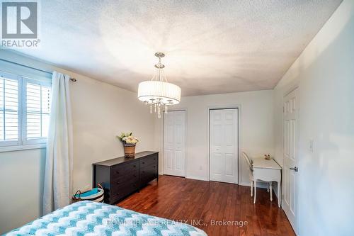 38 Canadian Oaks Drive, Whitby, ON - Indoor Photo Showing Bedroom