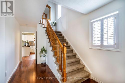 38 Canadian Oaks Drive, Whitby, ON - Indoor Photo Showing Other Room