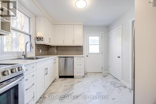 24 Sandra Drive, Orillia, ON - Indoor Photo Showing Kitchen